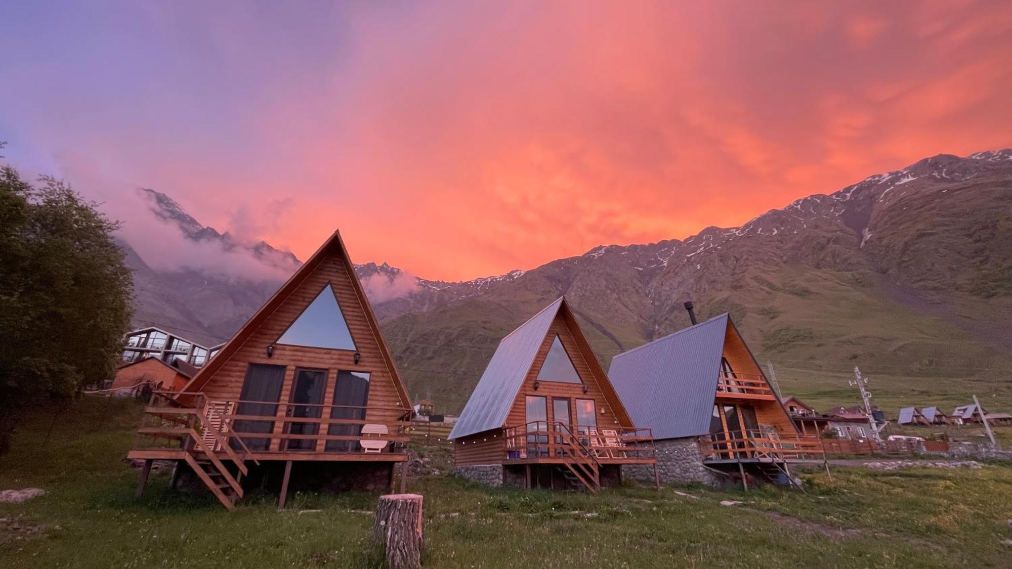 Aura Cottages Kazbegi Exterior foto