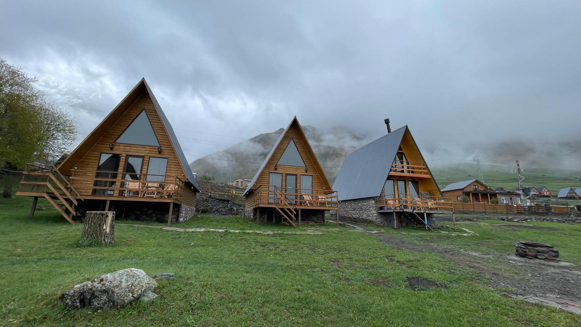 Aura Cottages Kazbegi Exterior foto